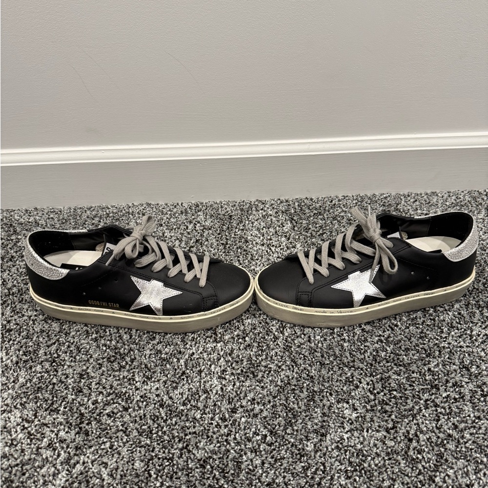 Golden Goose Black and Gray Sneakers Classic Design - Picture 3 of 5